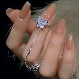 New Elegant Silver Butterfly Chain Ring
